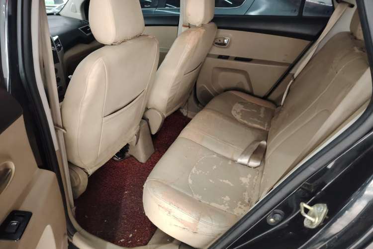 Used Jinbei Zhishang S30 2013 1.5L Manual Luxury Model
