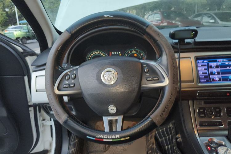 Used Jaguar XF 2013 XF 2.0T Luxury Edition
