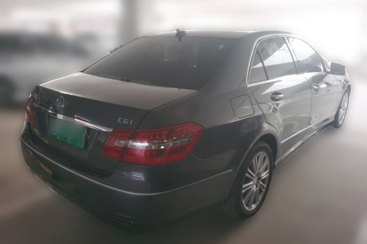 Used Mercedes-Benz E-Class 2010 E 200 CGI Elegant Model Rear Right 45 Deg