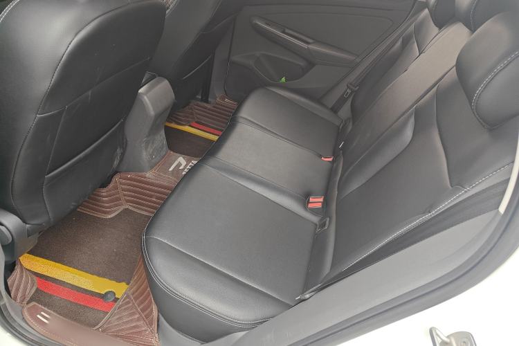 Used Jetta VS5 2020 280TSI Automatic "Thirty and Standing Tall" Edition Left Rear Seat