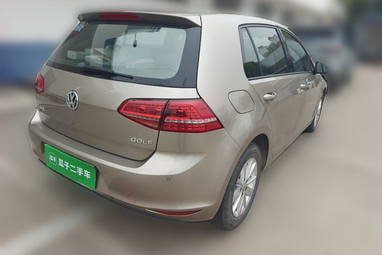 Used Volkswagen Golf 2016 1.6L Automatic Fashion Model