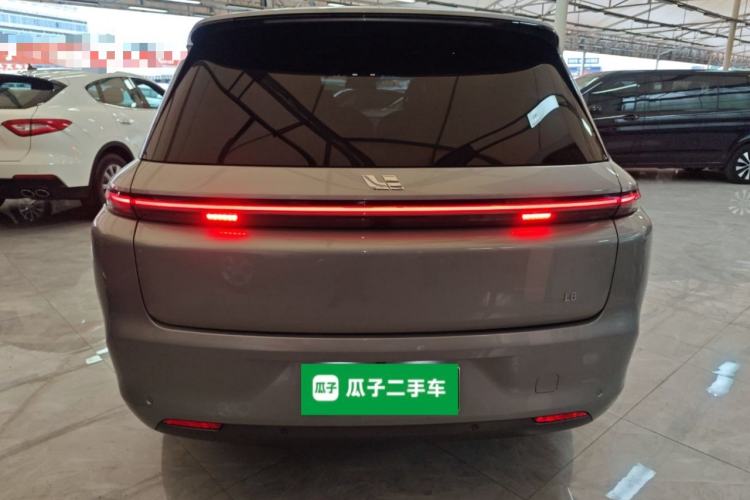 Used Li Auto L8 2023 Air model
