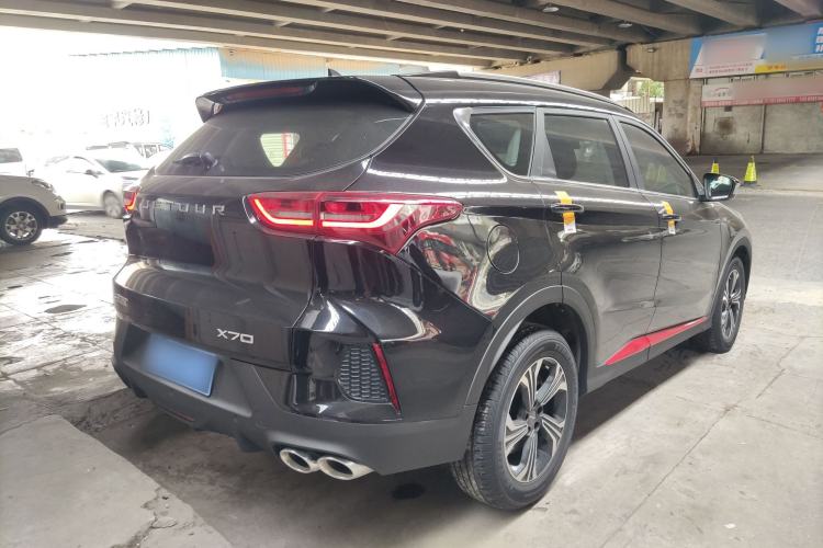 Used JETOUR X70 2023 1.5T DCT Beyond PRO Edition 5-Seater
