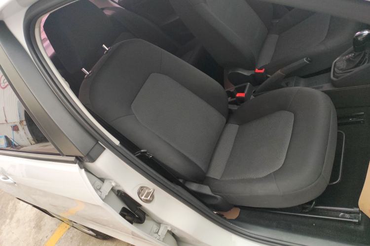 Used Volkswagen Jetta 2017 1.5L Automatic Fashion Model Right Front Seat