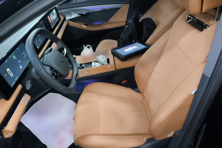 Used VOYAH PASSION 2024 PHEV Four-Wheel Drive Ultra-Long Range Flagship Model Left Front Seat