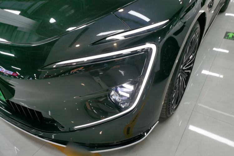 Used Avatr 12 2026 Ultra Pure-Electric All-Wheel-Drive Version Left Front Headlight