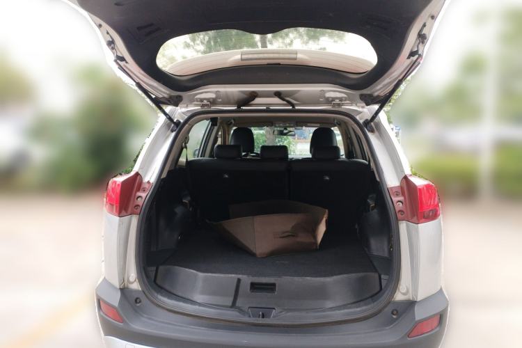 Used Toyota RAV4 2013 2.0L CVT Two-Wheel Drive Urban Edition