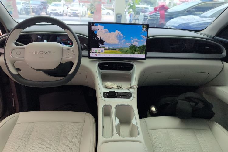 Used Geely Galaxy Geome 2025 UP 410km Exploration Edition
