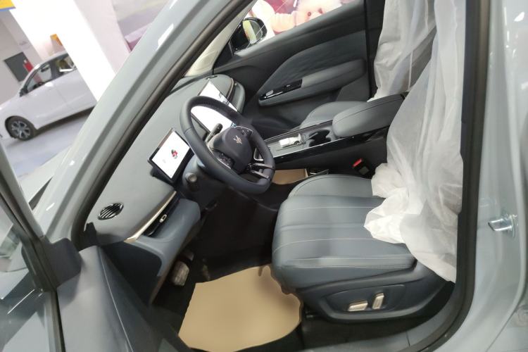 Used ARCFOX T1 2025 Model 425 PRO