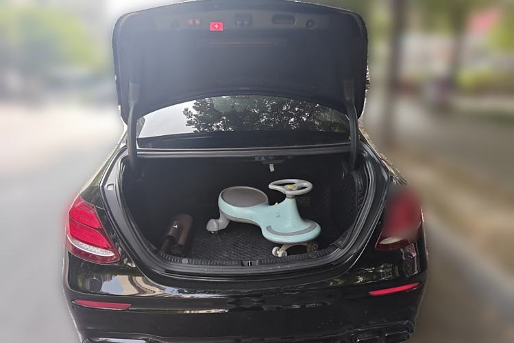 Used Mercedes-Benz E-Class 2017 Facelift E 200 Sport 4MATIC
