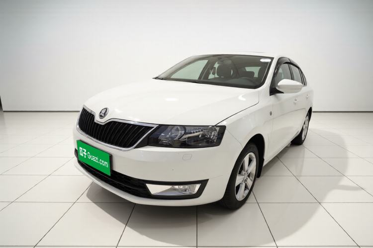 Used Skoda Rapid Spaceback 2014 1.6L Automatic Enjoyment Edition