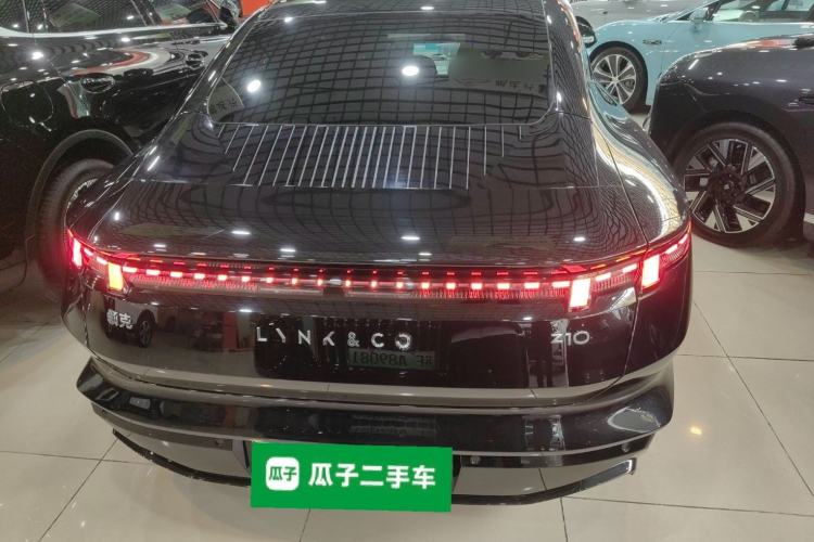 Used Lynk & Co Z10 2025 71 kWh 602 km Range Rear-Wheel Drive Pro