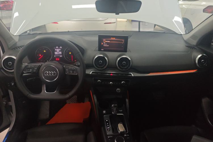 Used Audi Q2L 2023 35TFSI Fashion Dynamic Model
