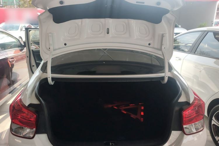 Used Hyundai Verna (older generation) 2020 1.4L Manual GL Refreshed Edition
