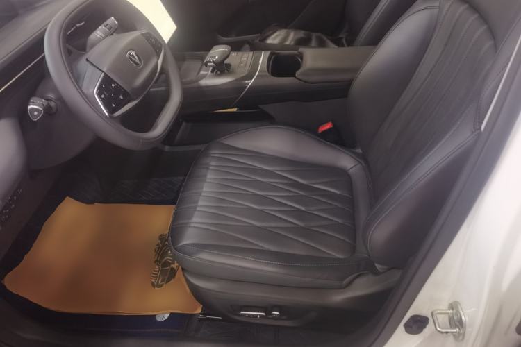 Used Changan Eado DD 2023 Blue Whale NE 1.5T GDI DCT Navigation Model
