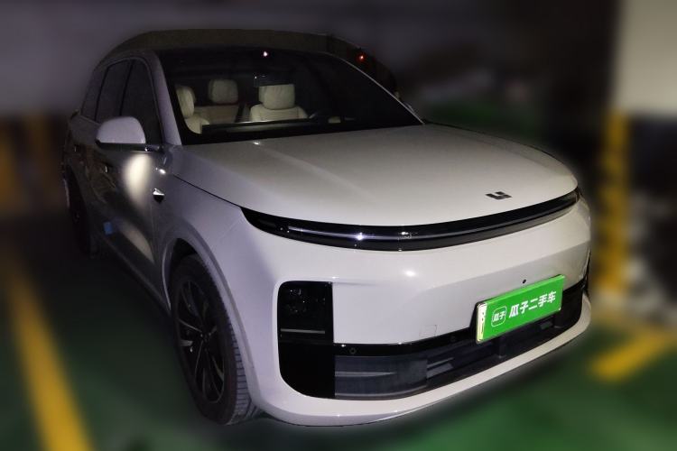 Used Li Auto L6 2025 Max Smart Refresh Edition Front Right 45 Deg