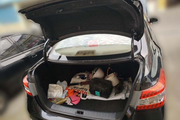 Used Nissan Sylphy 2014 1.6XV CVT Deluxe Edition Trunk