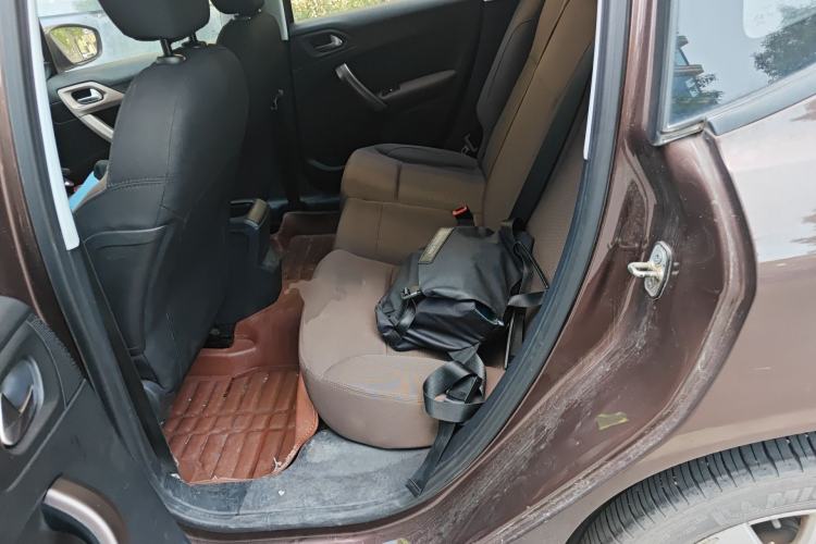 Used Peugeot 2008 2014 1.6L Automatic Fashion Edition
