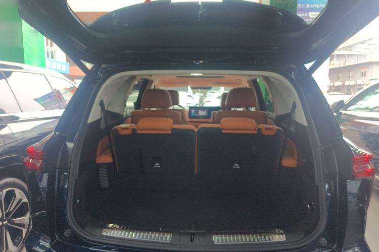 Used Wey Lanshan 2025 Four-Wheel Drive Max