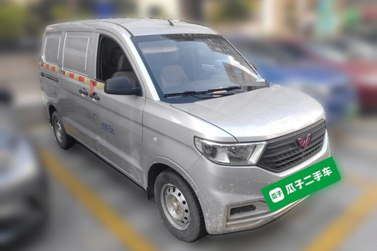 Used Wuling Hongguang V 2021 1.5L Jingqu Edition Enclosed-Window Vehicle LAR