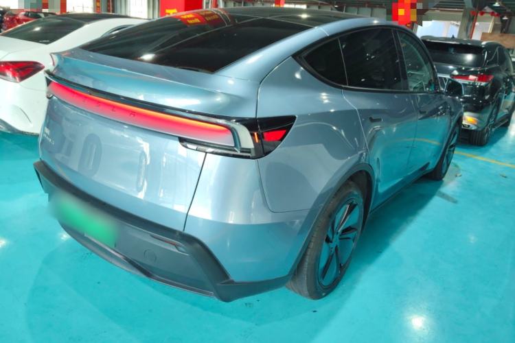 Used Tesla Model Y 2025 Rear-Wheel Drive First Edition