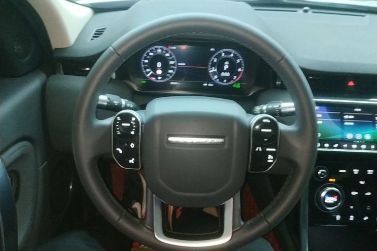 Used Land Rover Discovery Sport 2021 200 PS Family Edition
