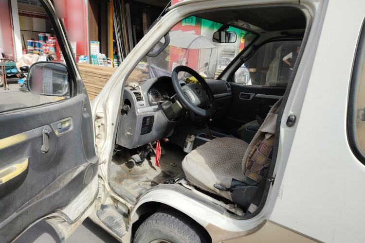 Used Foton Scenic 2014 2.2L Express Classic Long-Wheelbase Low-Roof 491EQ4
