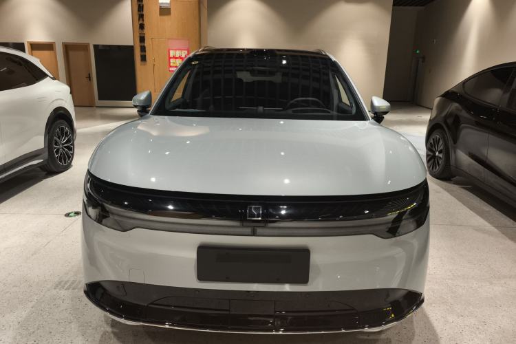 Used Zeekr 7X 2025 100 kWh Long-Range Rear-Wheel Drive with Intelligent Driving Features