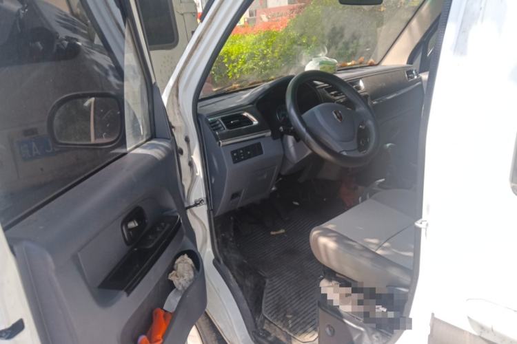 Used Jinbei Hiace X30 2023 1.5L Business-Style Passenger Van 5/6/7-Seater Non-Air-Conditioned Version SWC15M
