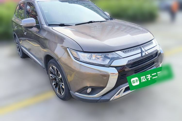 Used Mitsubishi Outlander 2020 2.0L Two-Wheel Drive Enjoyment Version 5 Seats
