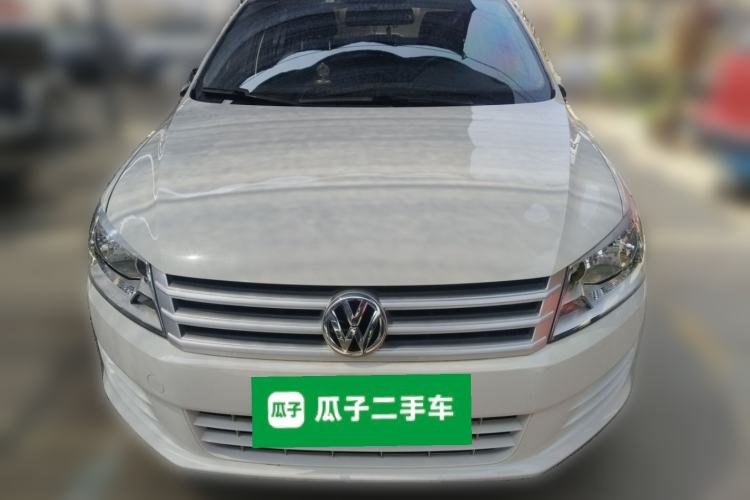 Used Volkswagen Santana 2015 1.6L Manual Fashion Edition Front