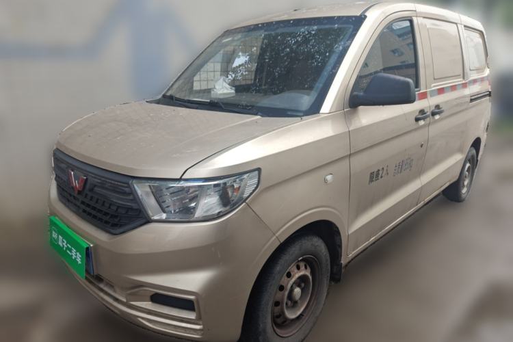 Used Wuling Hongguang V 2022 1.5L Jingqu Edition Enclosed-Window Vehicle with Hydraulic Power Steering LAR