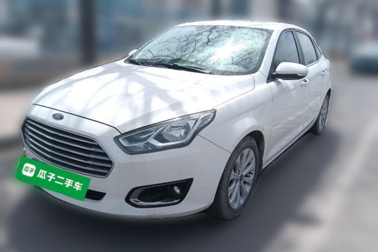 Used Ford Escort 2015 1.5L Manual Fashion Edition