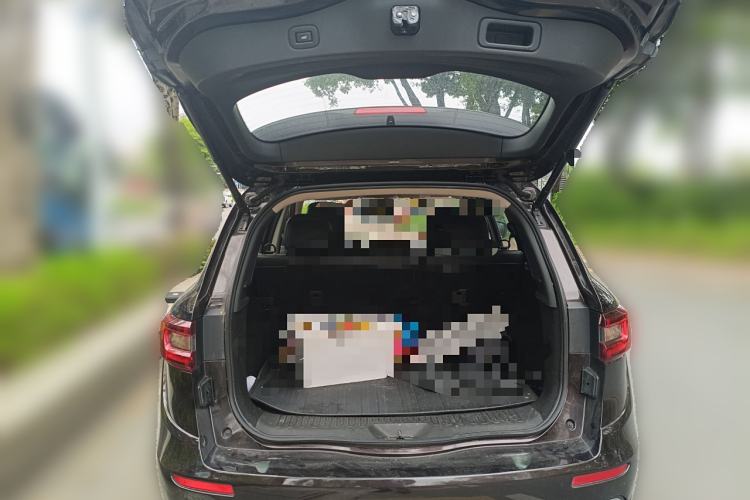 Used Renault Koleos 2018 2.5L Four-Wheel Drive Ultimate Edition Trunk