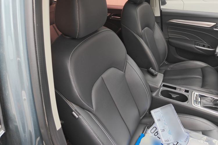 Used Roewe i6 2017 20T Automatic Internet Smart Edition Right Front Seat