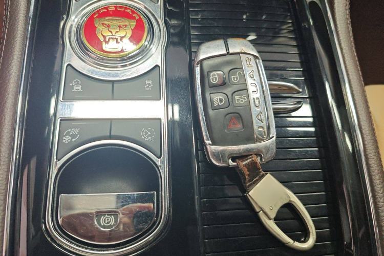 Used Jaguar XJ 2018 XJL 3.0 SC Two-Wheel-Drive Elegant Business Edition