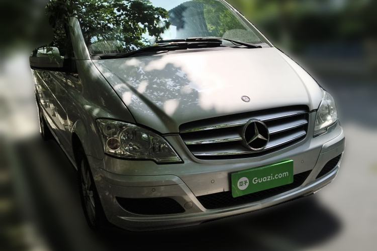 Used Mercedes-Benz Viano 2013 3.0L Comfort Edition
