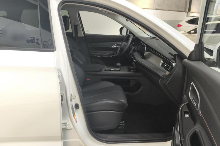 Used CHANGAN X7 PLUS 2024 1.5T Automatic Luxury 7-Seater Right Front Seat