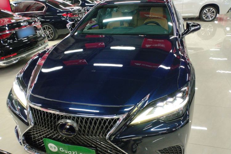 Used Lexus LS 2021 500h Excellence Edition