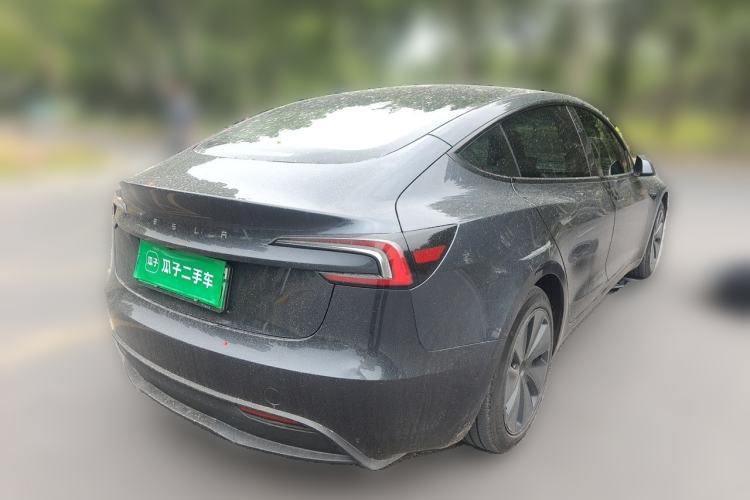 Used Tesla Model 3 2023 Long-Range All-Wheel-Drive Version
