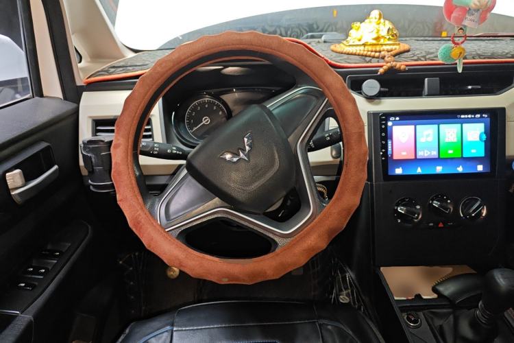 Used Wuling Hongguang PLUS 2019 1.5T Manual Comfort Version 7 Seats
