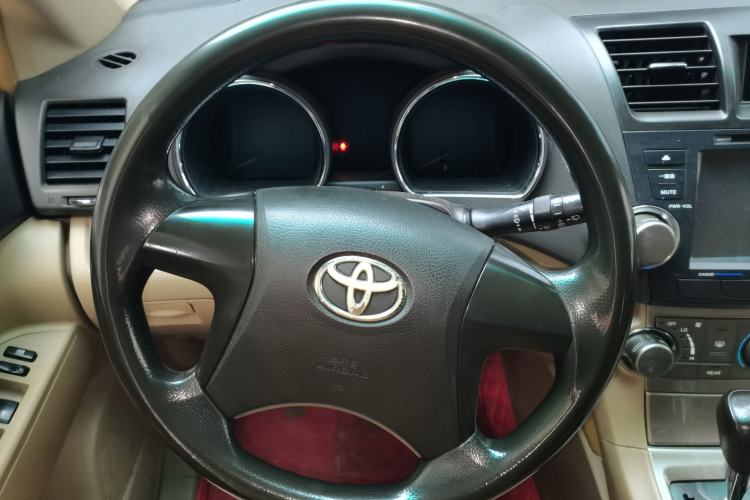 Used Toyota Highlander 2012 2.7L Two-Wheel Drive 7-Seater Elite Edition