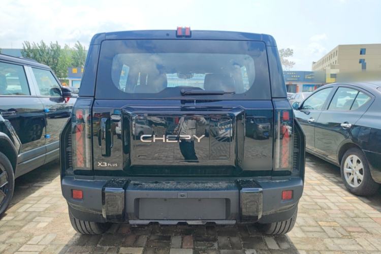 Used Chery Fengyun Fulwin X3 Plus 2025 Model 401 Two-Wheel Drive Smart Leading Edition Rear