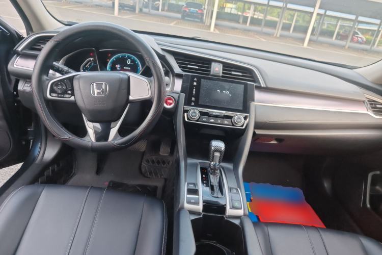 Used Honda Civic 2016 220TURBO CVT Luxury Edition
