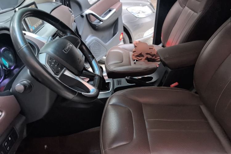 Used Bisu T5 2017 1.5T Manual Luxury Model
