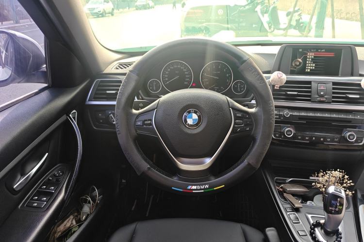 Used BMW 3 Series 2017 320Li Fashion Model
