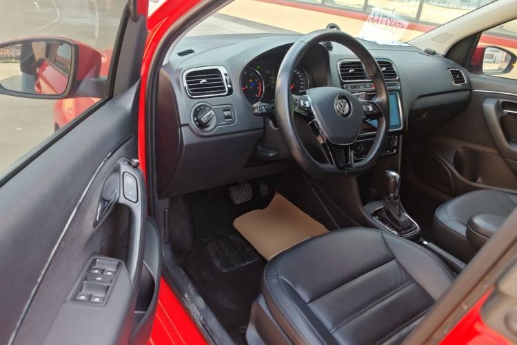 Used Volkswagen Polo 2018 1.5L Automatic Luxury Edition Driver Seat