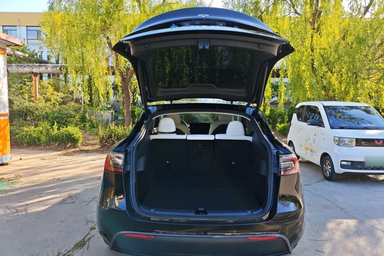 Used Tesla Model Y 2022 Rear-Wheel-Drive Version