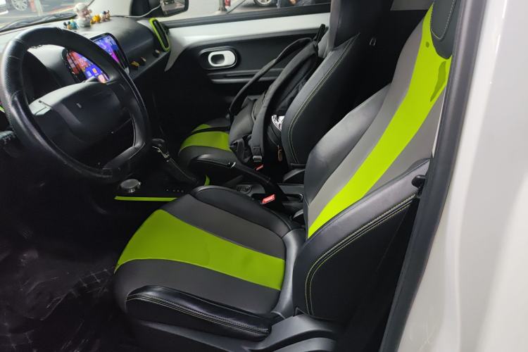 Used Roewe Clever 2021 302 km New Four-Seater Super-Efficient Version