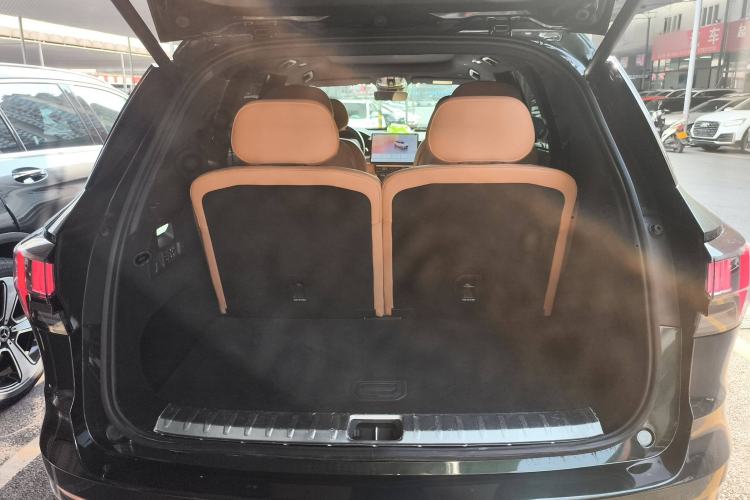 Used Lynk & Co 09 EM-P 2024 2.0TD EM-P Four-Wheel Drive ULTRA Six-Seater
